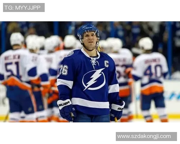 足球球星首秀回顾：从青涩到耀眼的成长之路